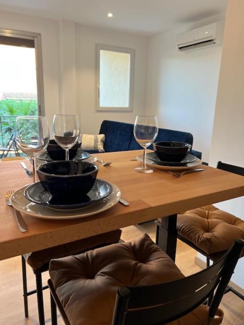 Superbe Appartement Terrasse Et Parking Prive Saint-Tropez Exterior foto